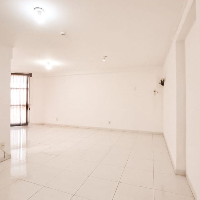 WhatsApp Image 2025-08-01 at 16.09.38 (1)