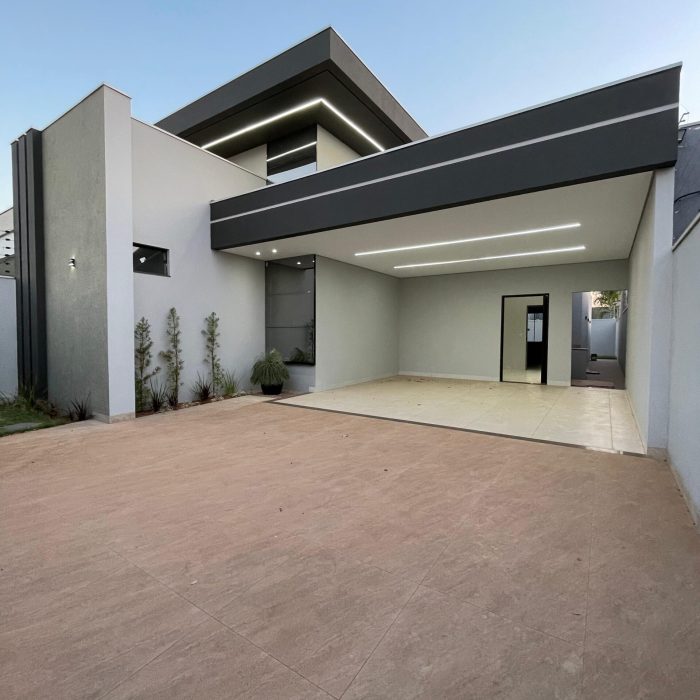 WhatsApp Image 2025-08-18 at 09.12.39