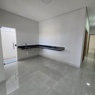 WhatsApp Image 2025-08-18 at 14.35.09 (1)