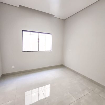 WhatsApp Image 2025-08-18 at 14.35.10 (1)