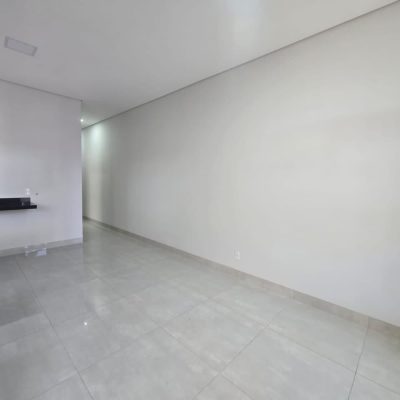 WhatsApp Image 2025-08-18 at 14.35.14 (1)