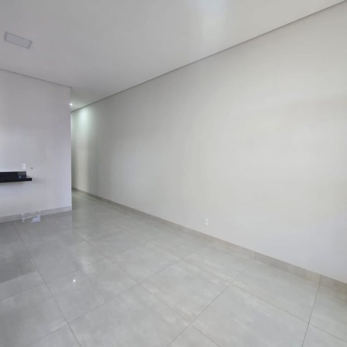 WhatsApp Image 2025-08-18 at 14.35.14 (1)