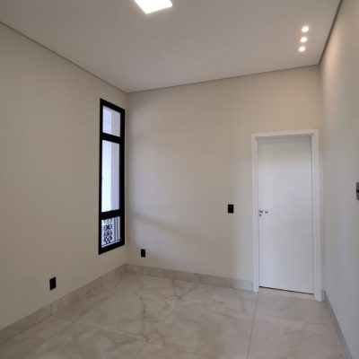 WhatsApp Image 2025-08-29 at 13.24.27