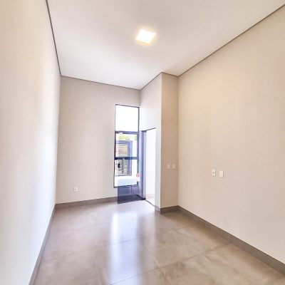 WhatsApp Image 2025-09-23 at 14.54.15 (3)