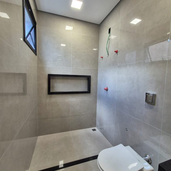 WhatsApp Image 2025-10-24 at 15.28.10