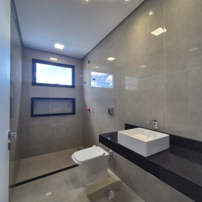 WhatsApp Image 2025-10-24 at 15.28.13 (4)