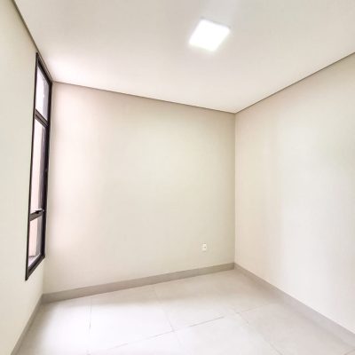 WhatsApp Image 2025-11-27 at 13.44.59 (2)