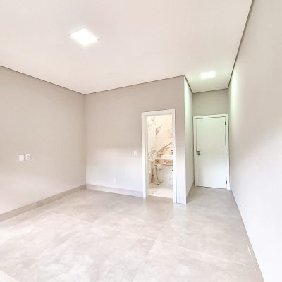 WhatsApp Image 2026-04-08 at 10.34.12