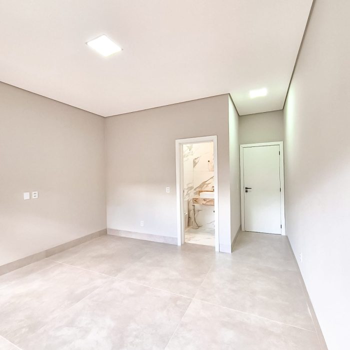 WhatsApp Image 2026-04-08 at 10.34.12