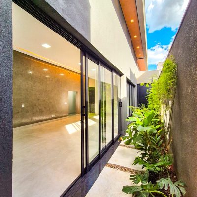 WhatsApp Image 2026-04-08 at 10.34.14 (1)